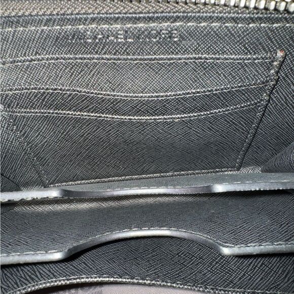 MICHAEL KORS WALLET LADIES JET SET GUNMETAL ZIP AROUND 6 1/2” L x 3 1/2”H - Picture 3 of 3